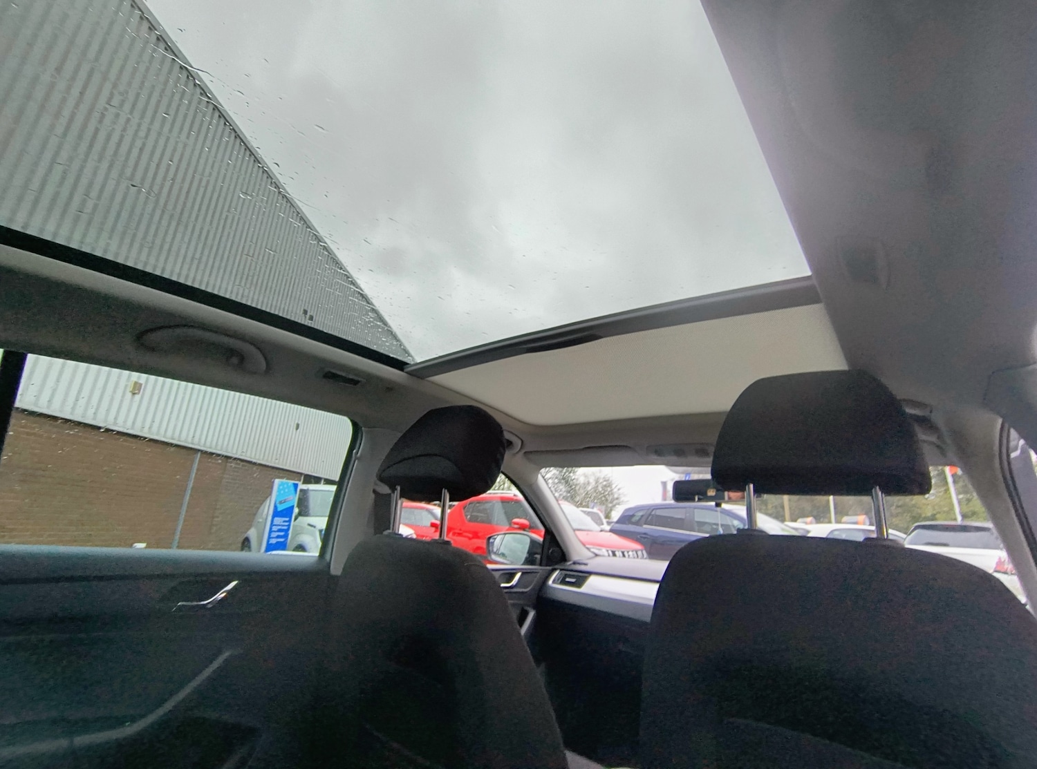 Used Skoda Rapid Spaceback 2014 for sale - 76664304: Photo 11