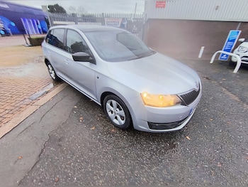 Used Skoda Rapid Spaceback 2014 for sale - 76664304: Photo