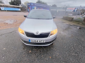 Used Skoda Rapid Spaceback 2014 for sale - 76664304: Photo