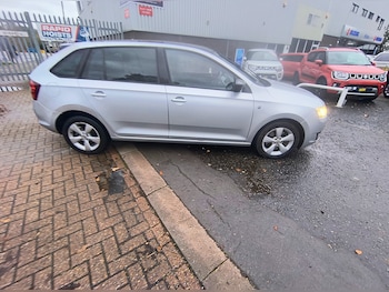 Used Skoda Rapid Spaceback 2014 for sale - 76664304: Photo