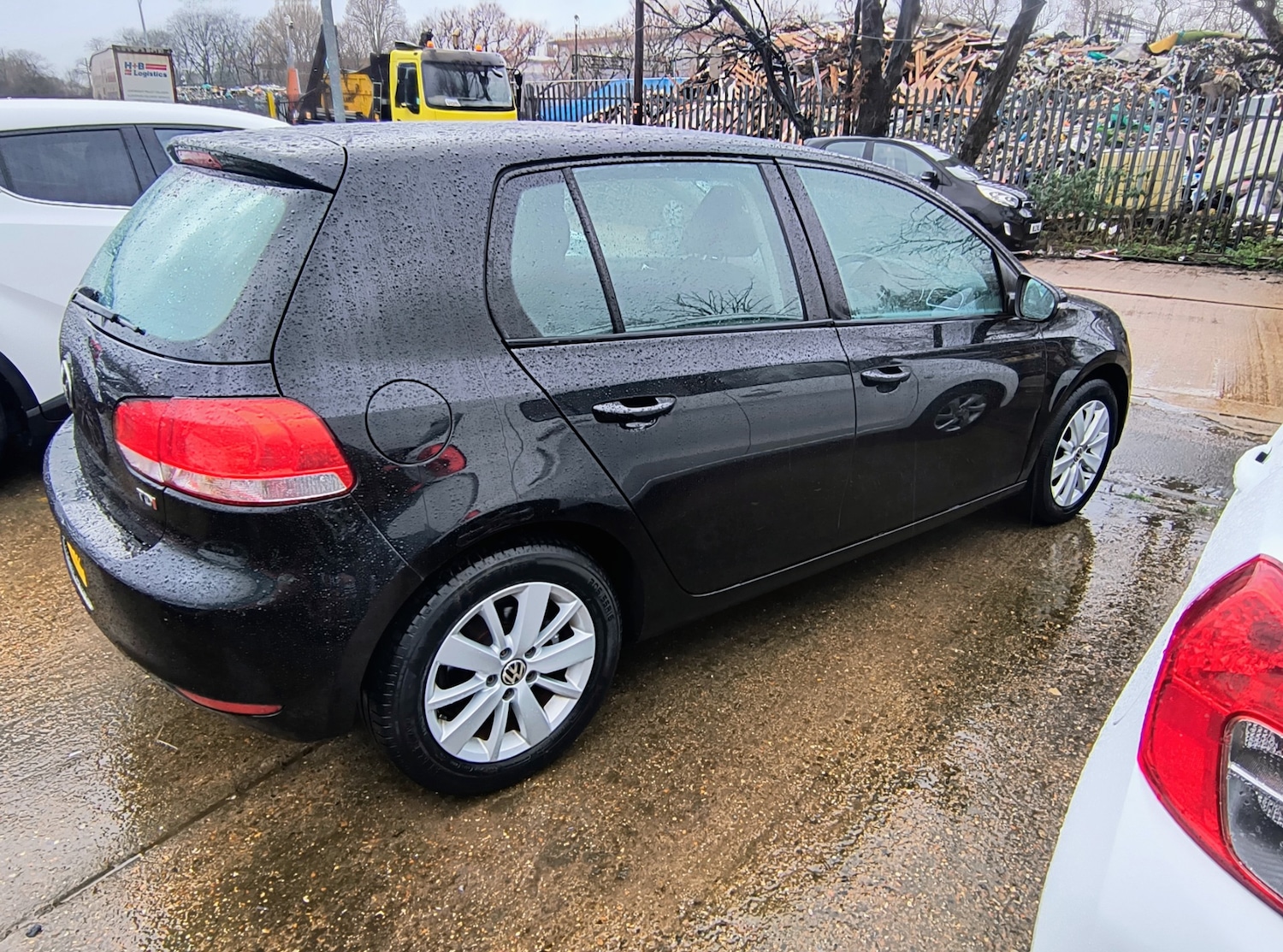 Used Volkswagen Golf 2011 for sale - 77519328: Photo 5