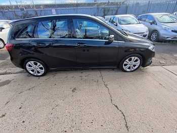 Used Mercedes-Benz B Class 2017 for sale - 76706206: Photo