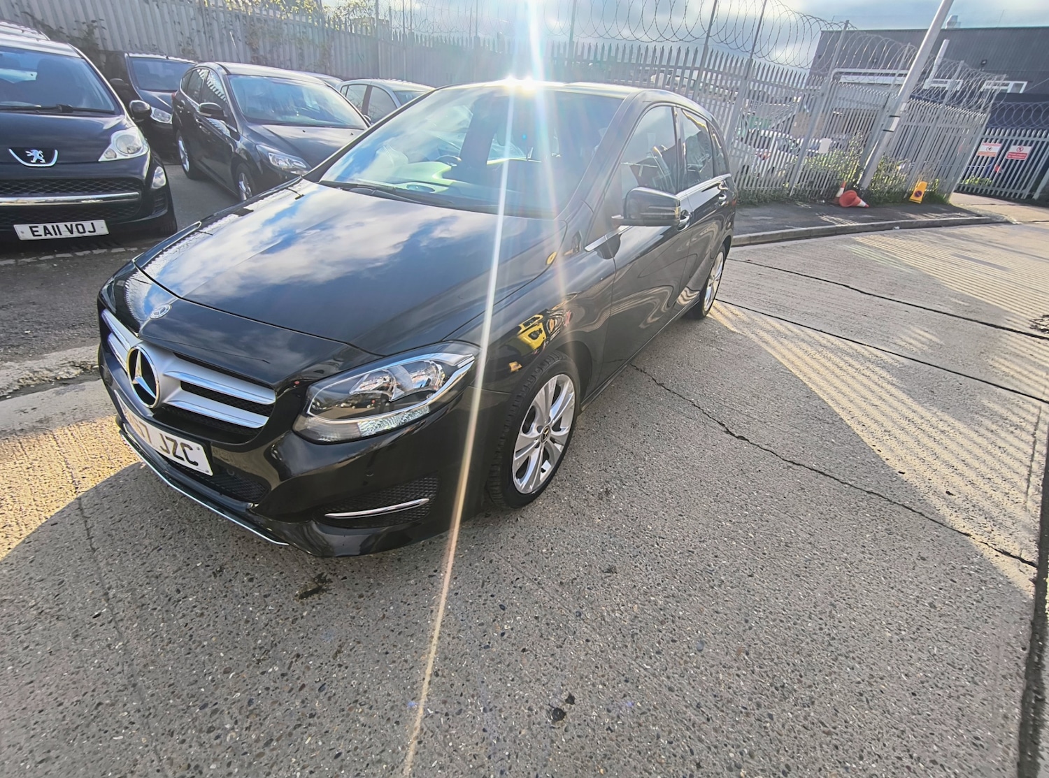 Used Mercedes-Benz B Class 2017 for sale - 76706206: Photo 4