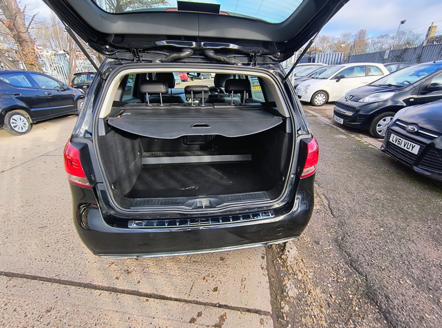 Used Mercedes-Benz B Class 2017 for sale - 76706206: Photo 6