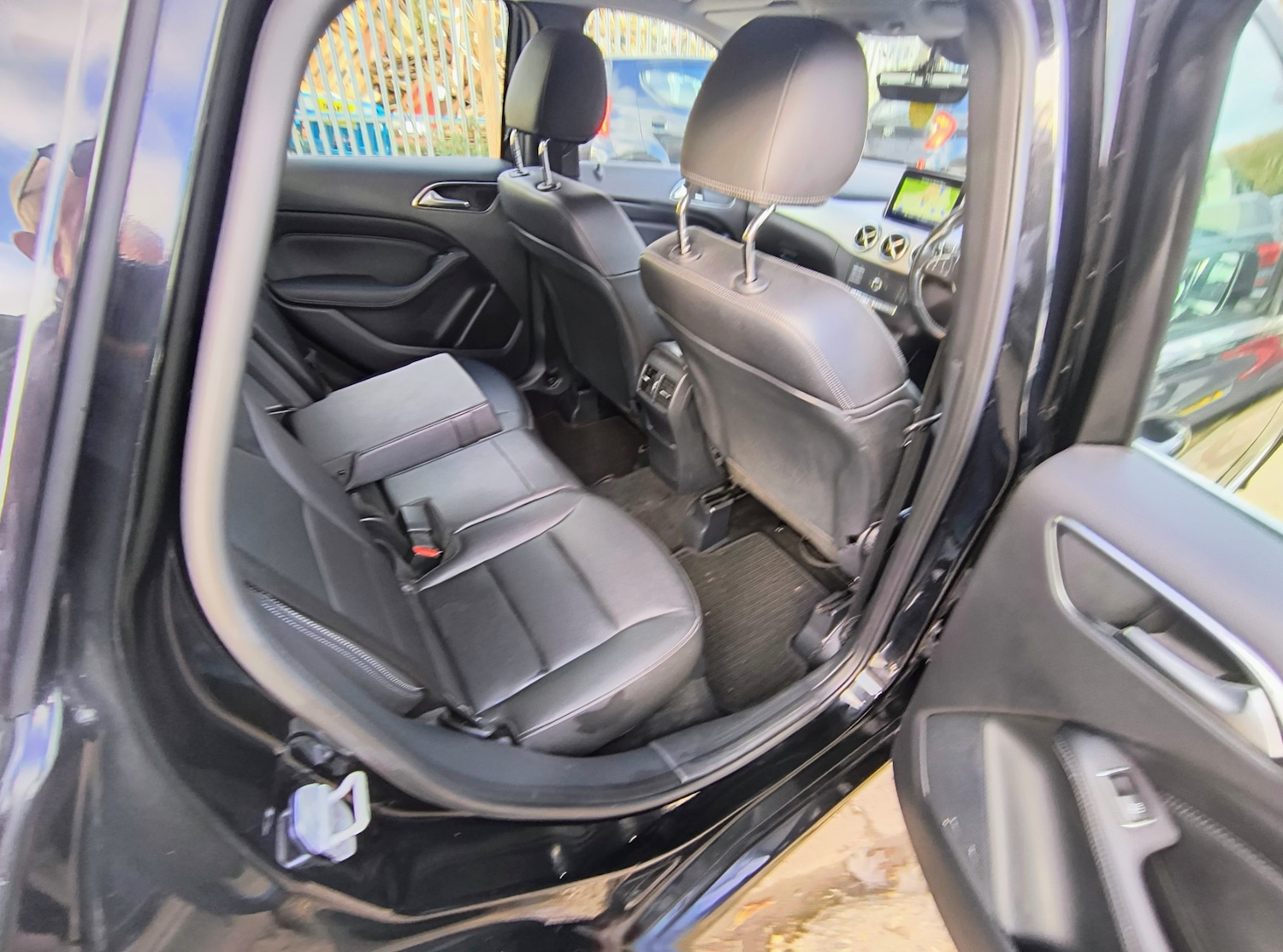 Used Mercedes-Benz B Class 2017 for sale - 76706206: Photo 8