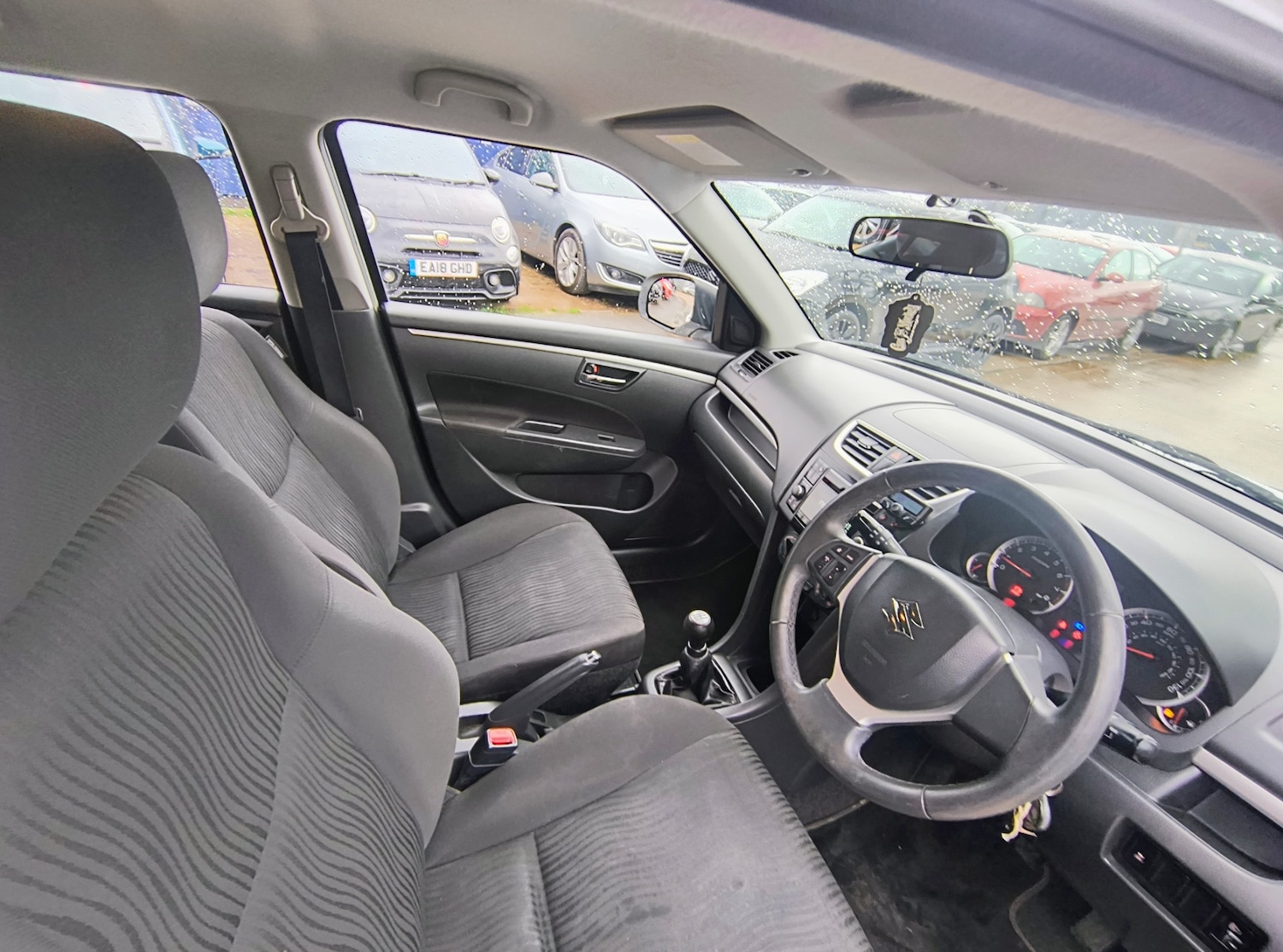 Used Suzuki Swift 2012 for sale - 76748991: Photo 10