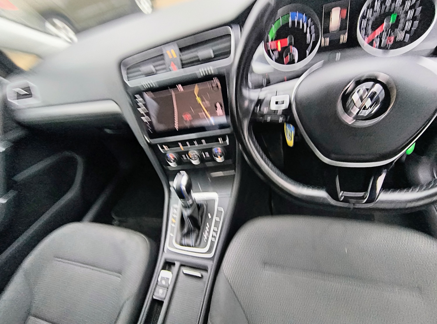 Used Volkswagen Golf 2018 for sale - 77337692: Photo 7