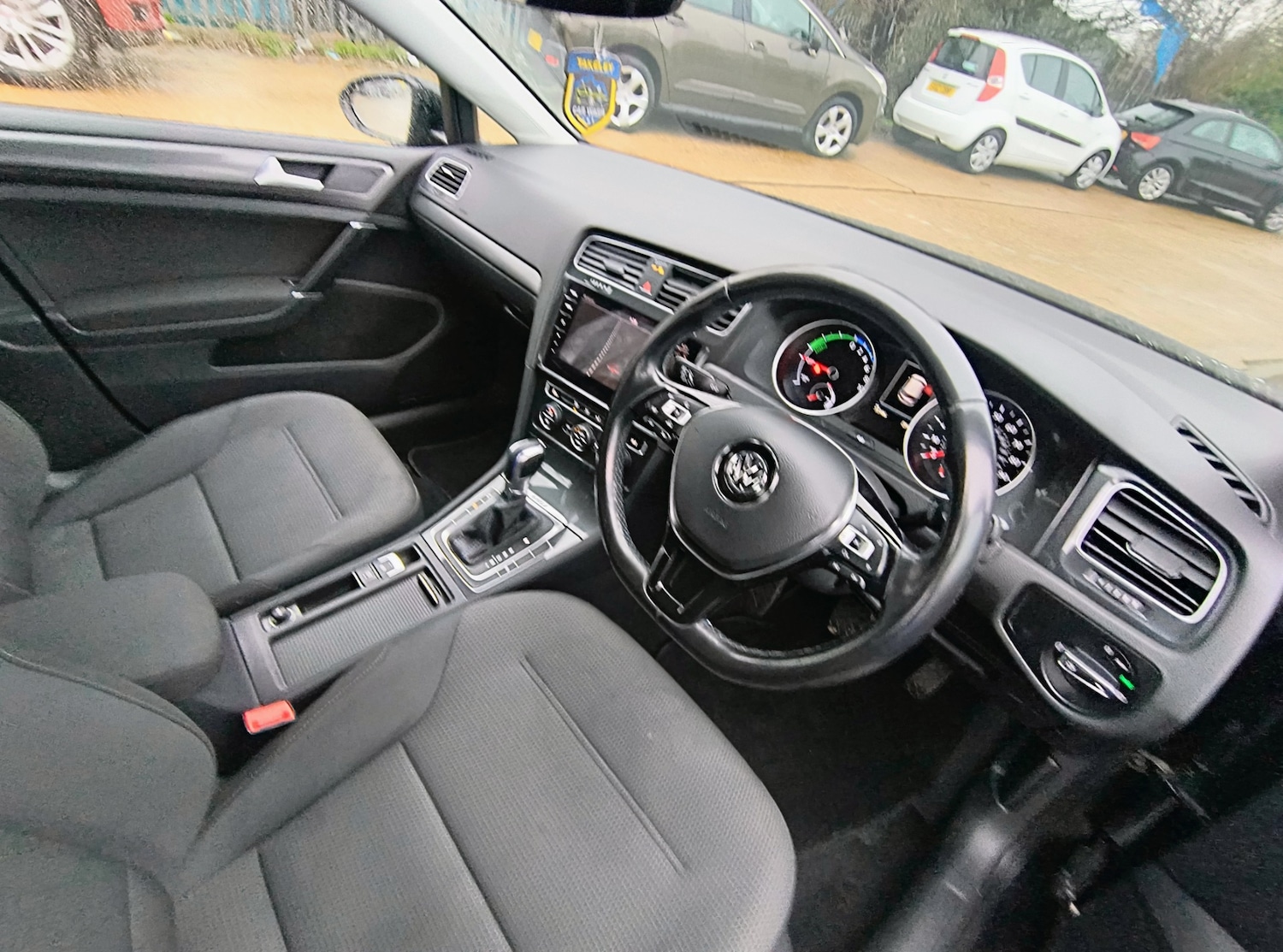 Used Volkswagen Golf 2018 for sale - 77337692: Photo 8
