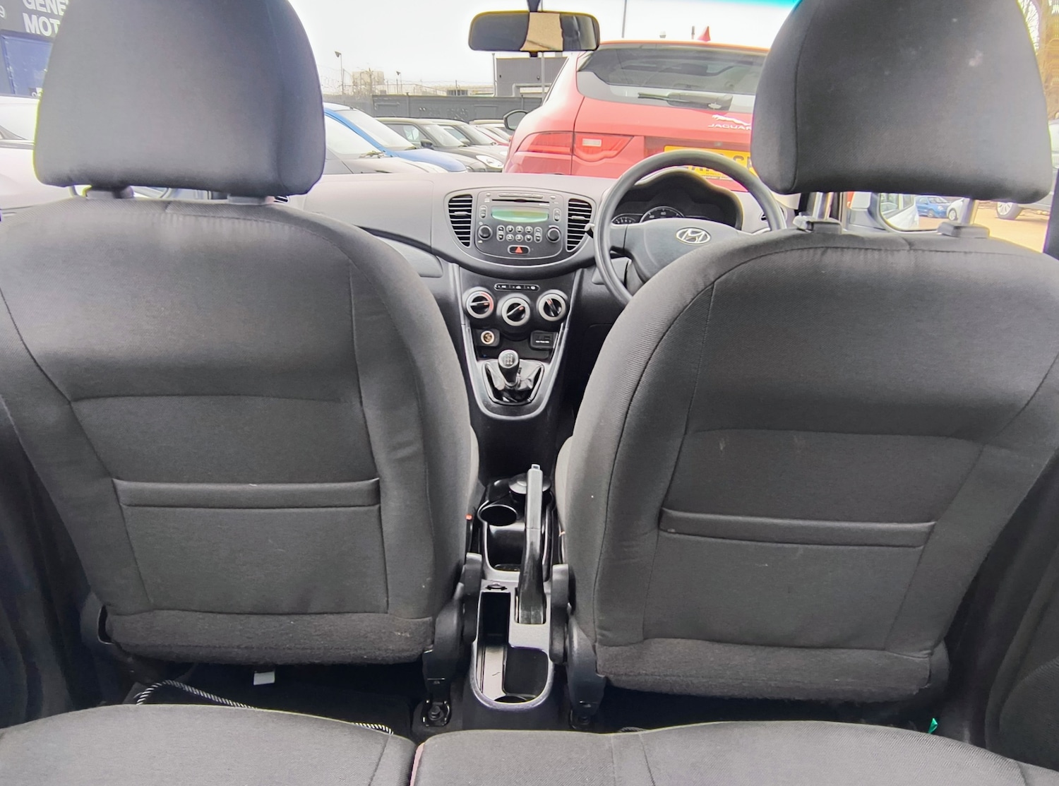 Used Hyundai i10 2013 for sale - 77915459: Photo 14