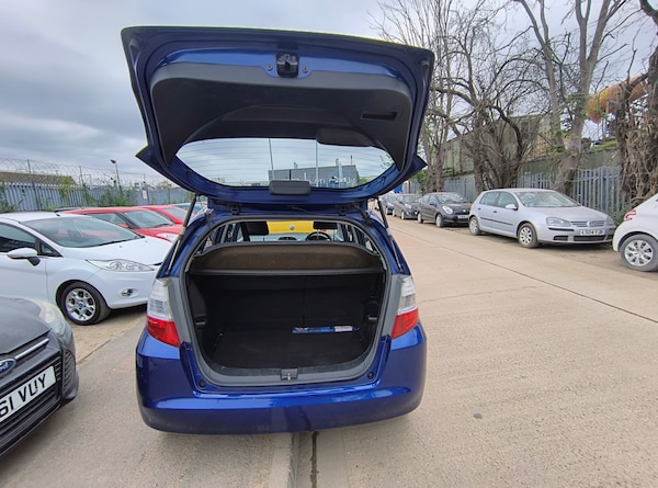 Used Honda Jazz 2009 for sale - 75394017: Photo 12