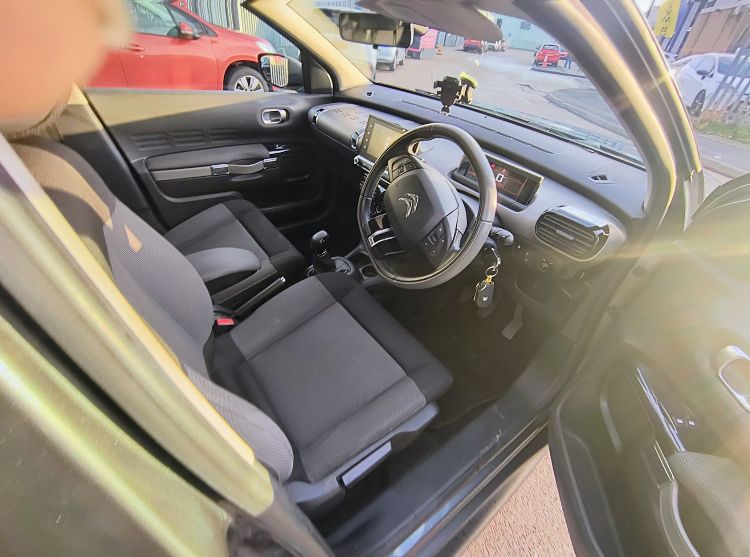 Used Citroen C4 Cactus 2015 for sale - 77023588: Photo 9