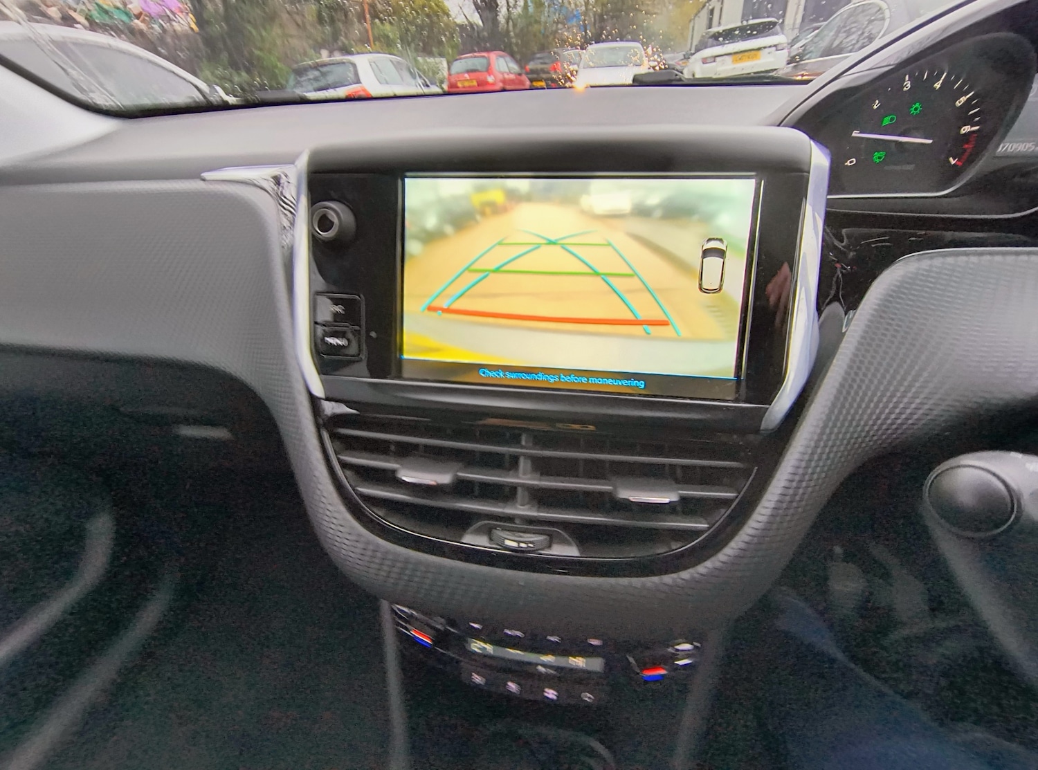 Used Peugeot 208 2018 for sale - 76578273: Photo 10