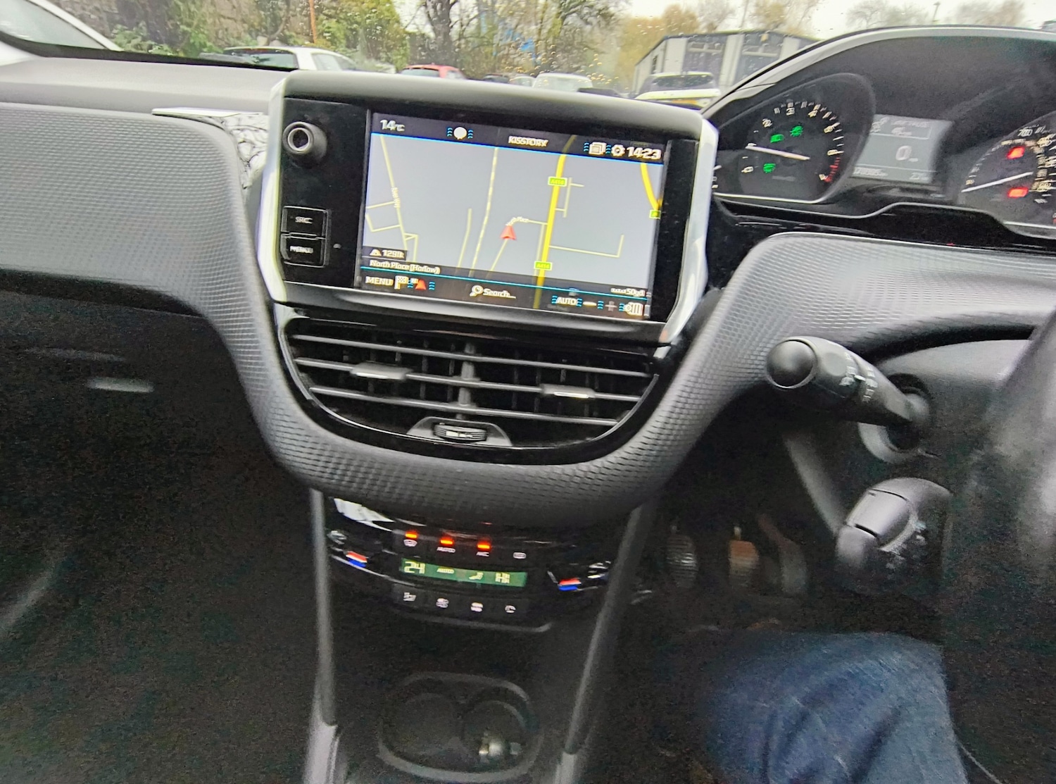 Used Peugeot 208 2018 for sale - 76578273: Photo 11