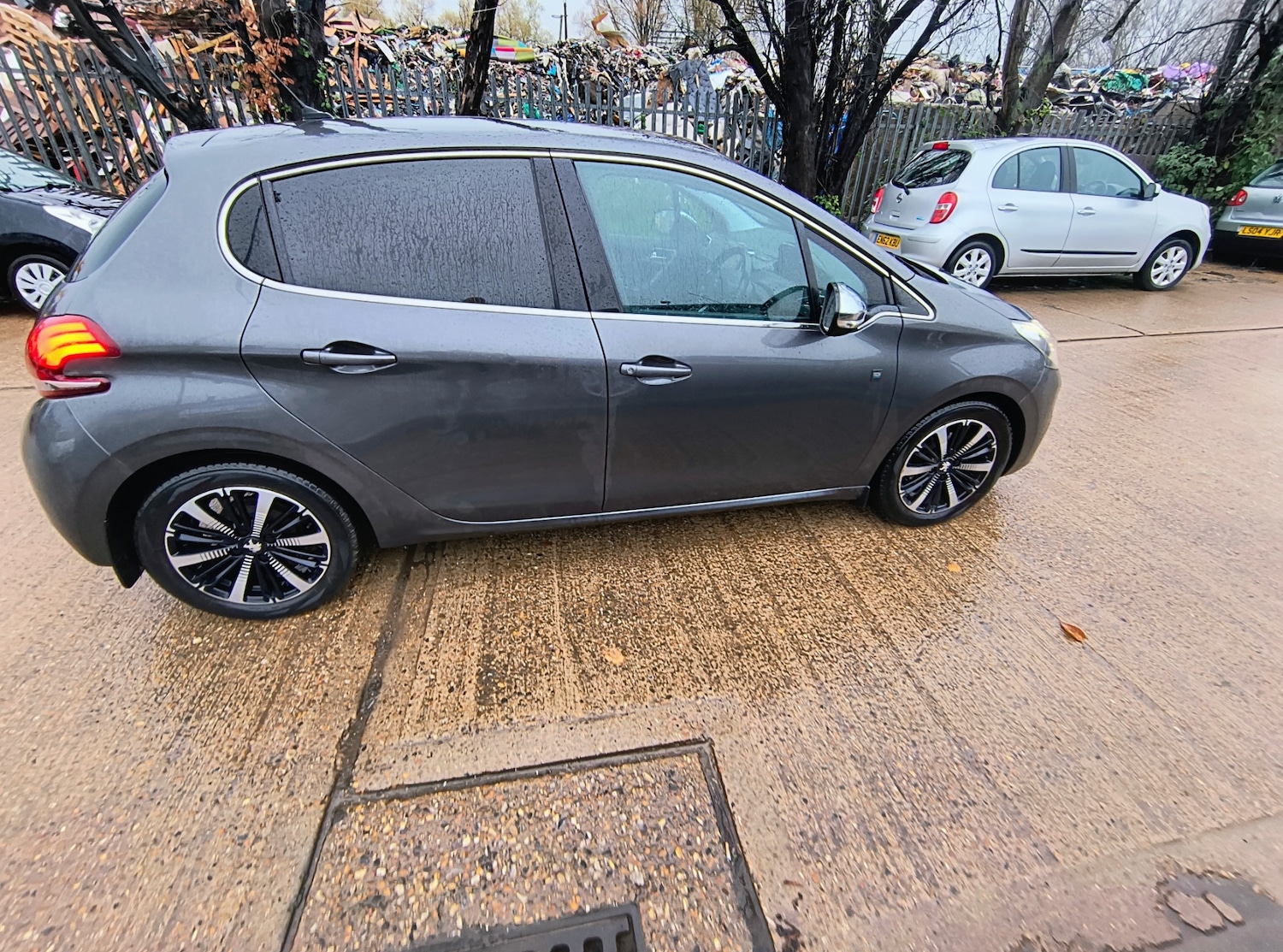 Used Peugeot 208 2018 for sale - 76578273: Photo 4