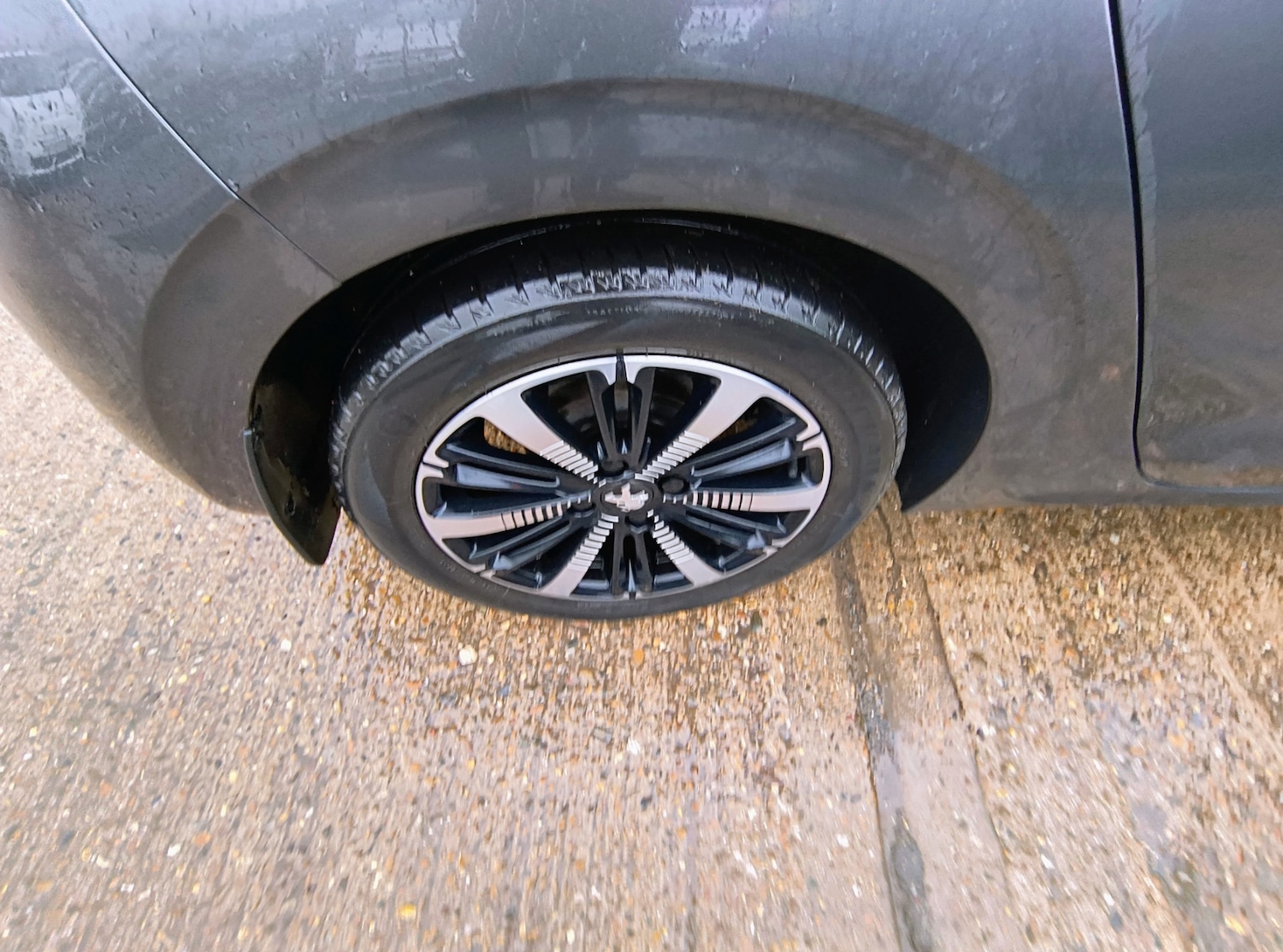 Used Peugeot 208 2018 for sale - 76578273: Photo 5