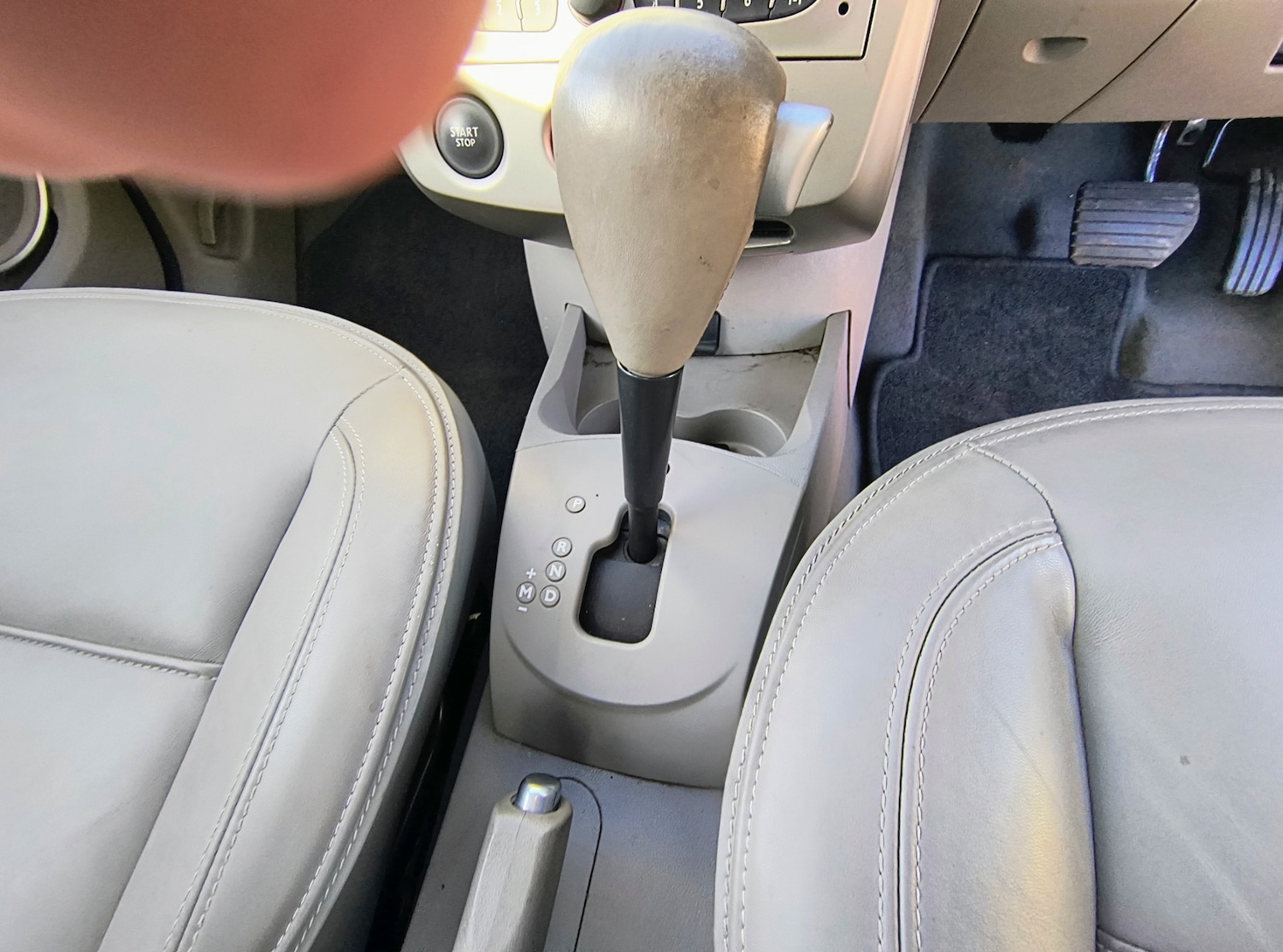 Used Renault Clio 2010 for sale - 76599537: Photo 11