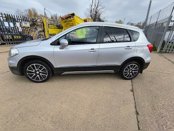 Used Suzuki SX4 S-Cross 2014 for sale - 76463835: Photo
