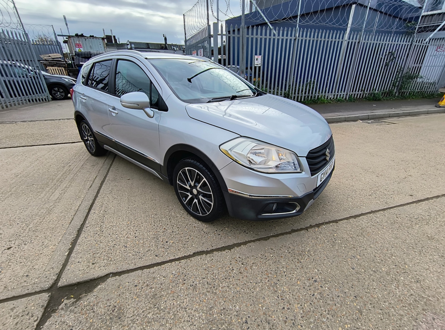 Used Suzuki SX4 S-Cross 2014 for sale - 76463835: Photo 4