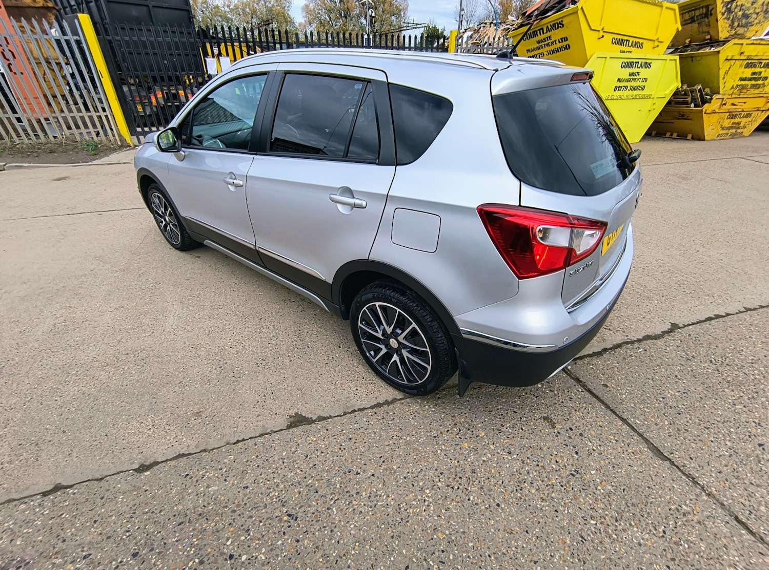Used Suzuki SX4 S-Cross 2014 for sale - 76463835: Photo 5