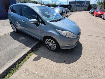 Used Ford Fiesta 2009 for sale - 79112537: Photo