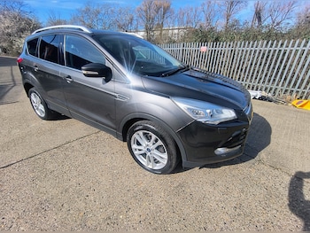 Used Ford Kuga 2015 for sale - 77715856: Photo