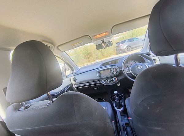 Used Toyota Yaris 2013 for sale - 74261515: Photo 12
