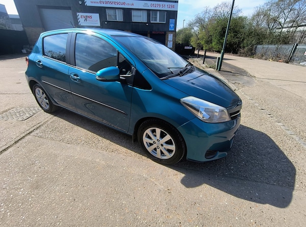 Used Toyota Yaris 2013 for sale - 74261515: Photo 1
