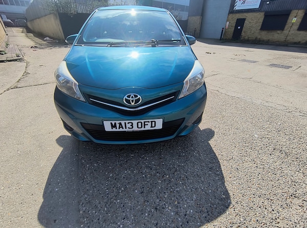 Used Toyota Yaris 2013 for sale - 74261515: Photo 3