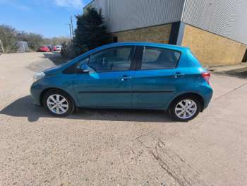 Used Toyota Yaris 2013 for sale - 74261515: Photo