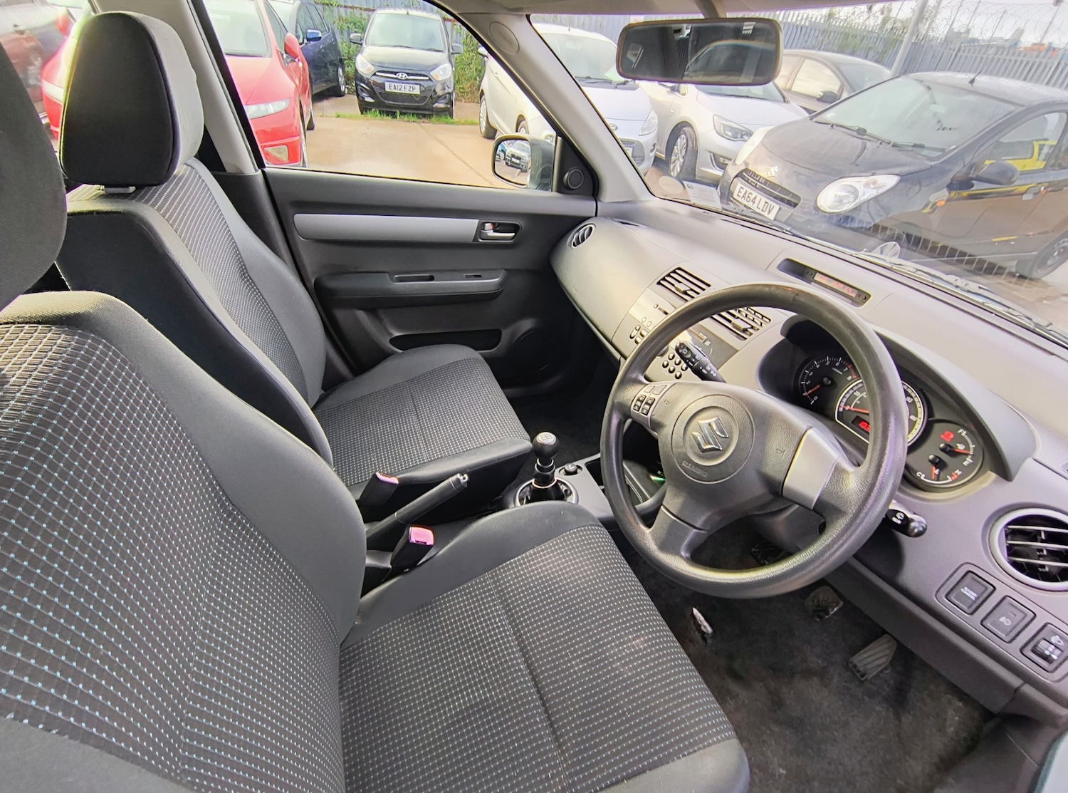Used Suzuki Swift 2007 for sale - 76329583: Photo 14
