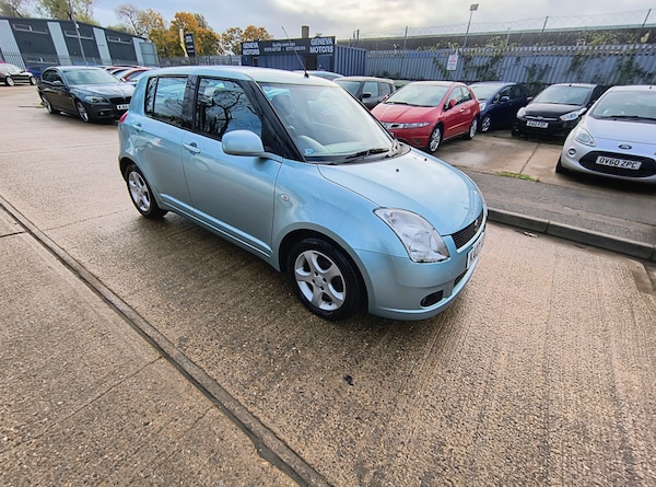 Cheap Suzuki Swift 2007 (07) - 1.5 GLX 5dr for sale in Harlow, Essex