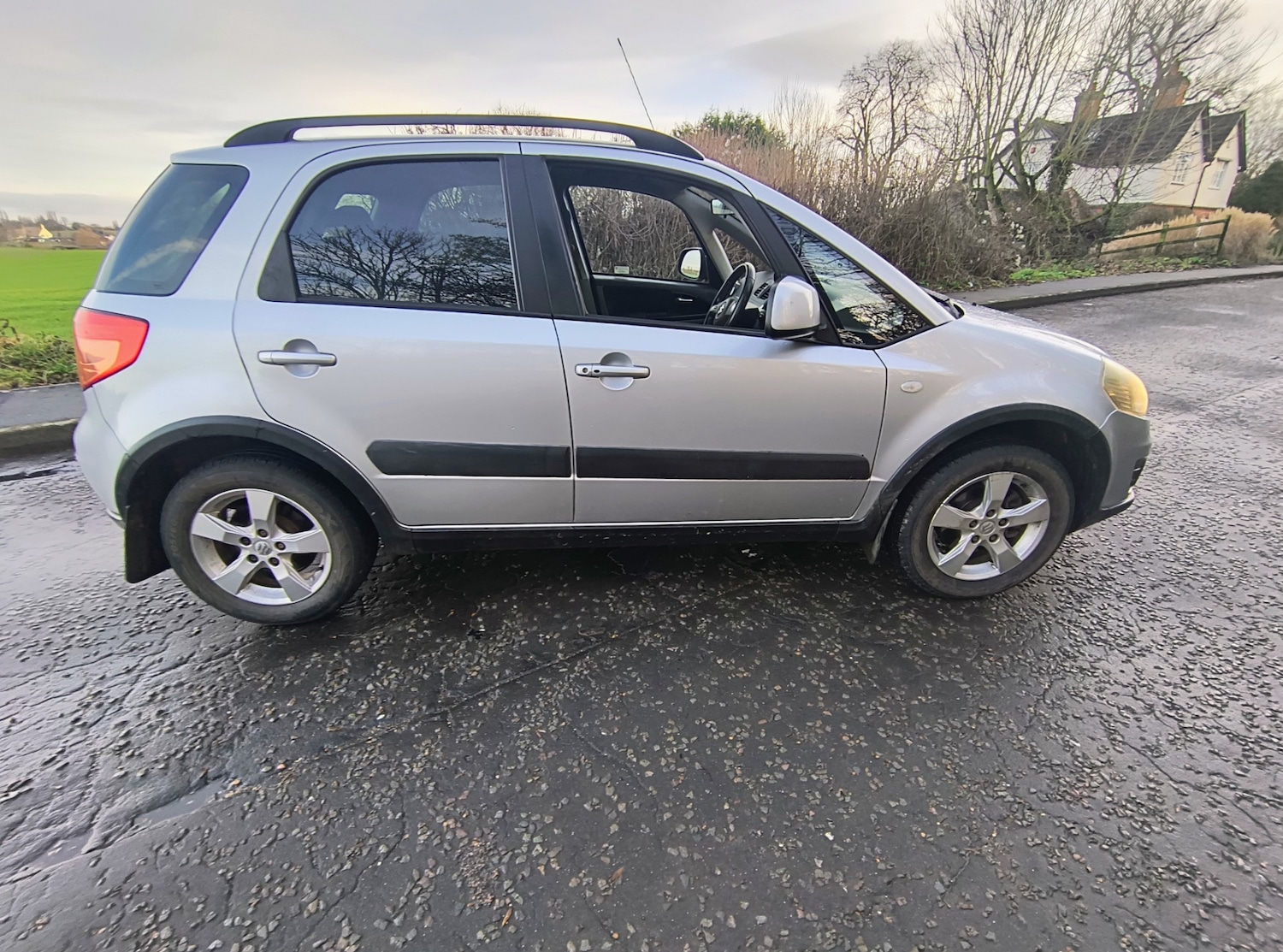 Used Suzuki SX4 2012 for sale - 77235575: Photo 2