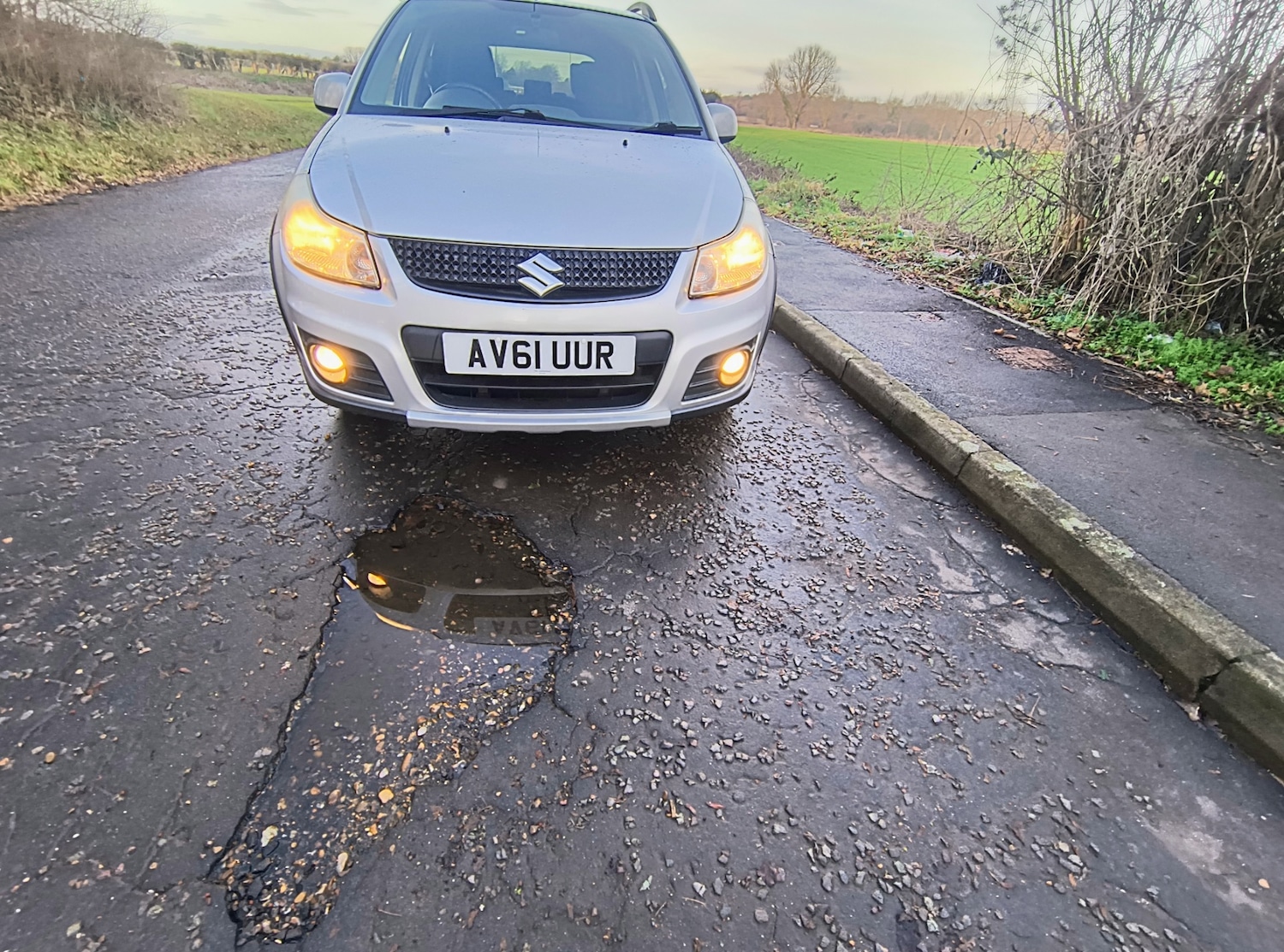 Used Suzuki SX4 2012 for sale - 77235575: Photo 4