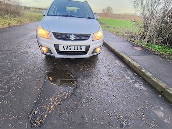 Used Suzuki SX4 2012 for sale - 77235575: Photo