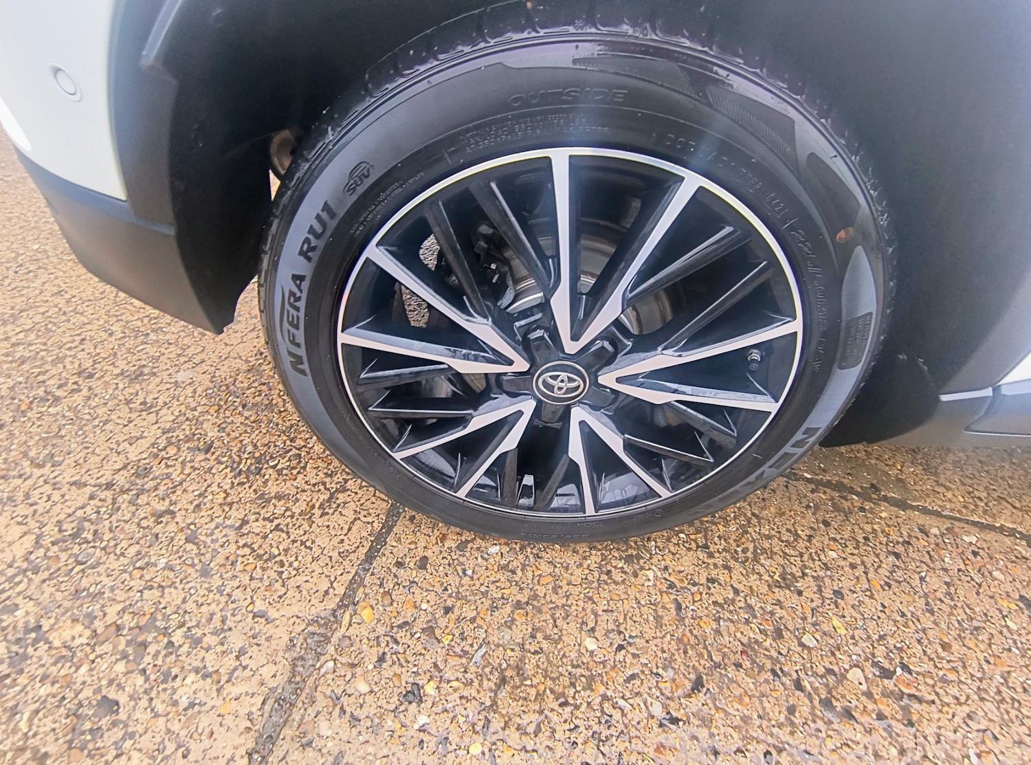 Used Toyota C-HR 2017 for sale - 77409248: Photo 18