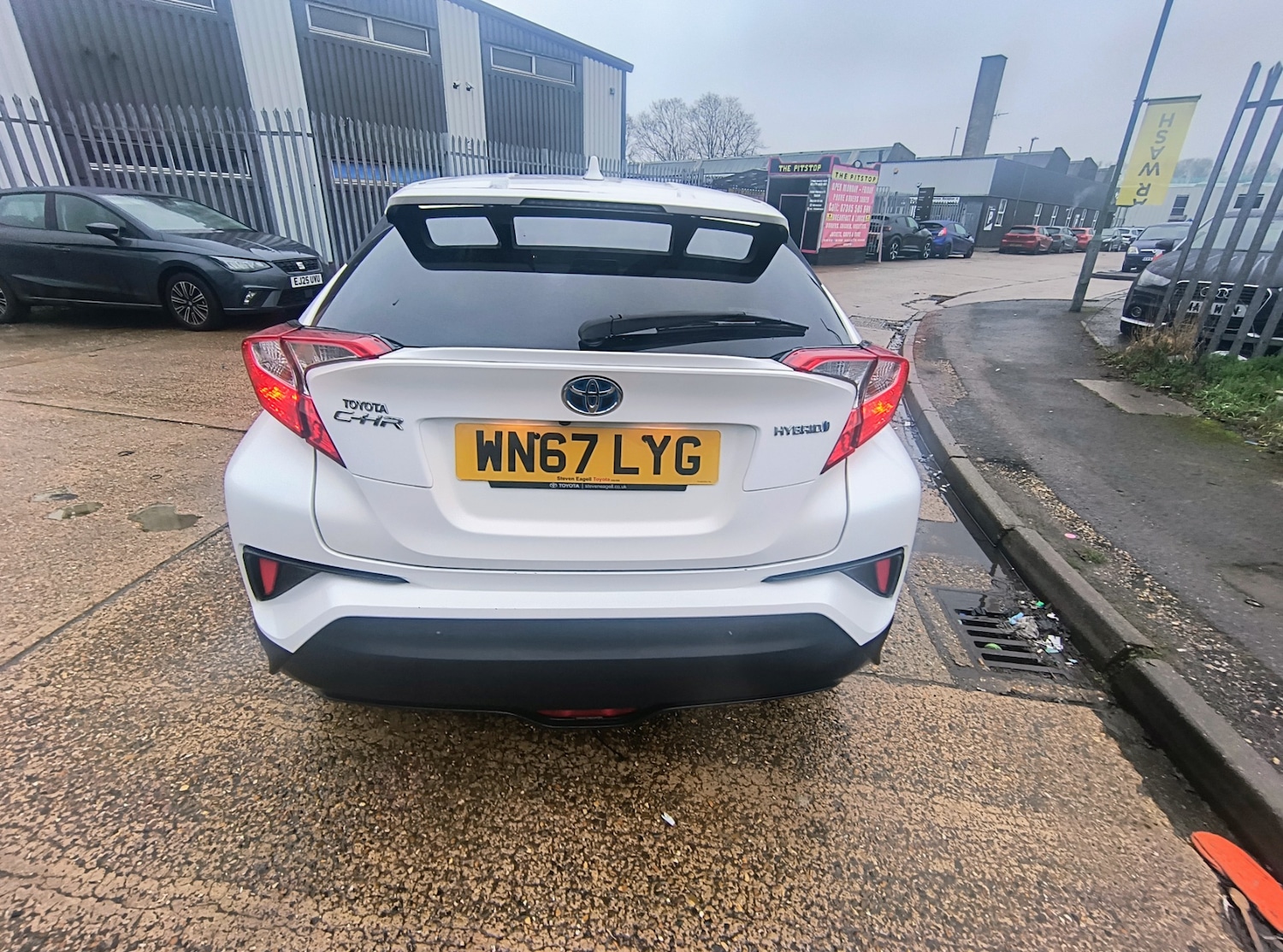 Used Toyota C-HR 2017 for sale - 77409248: Photo 7