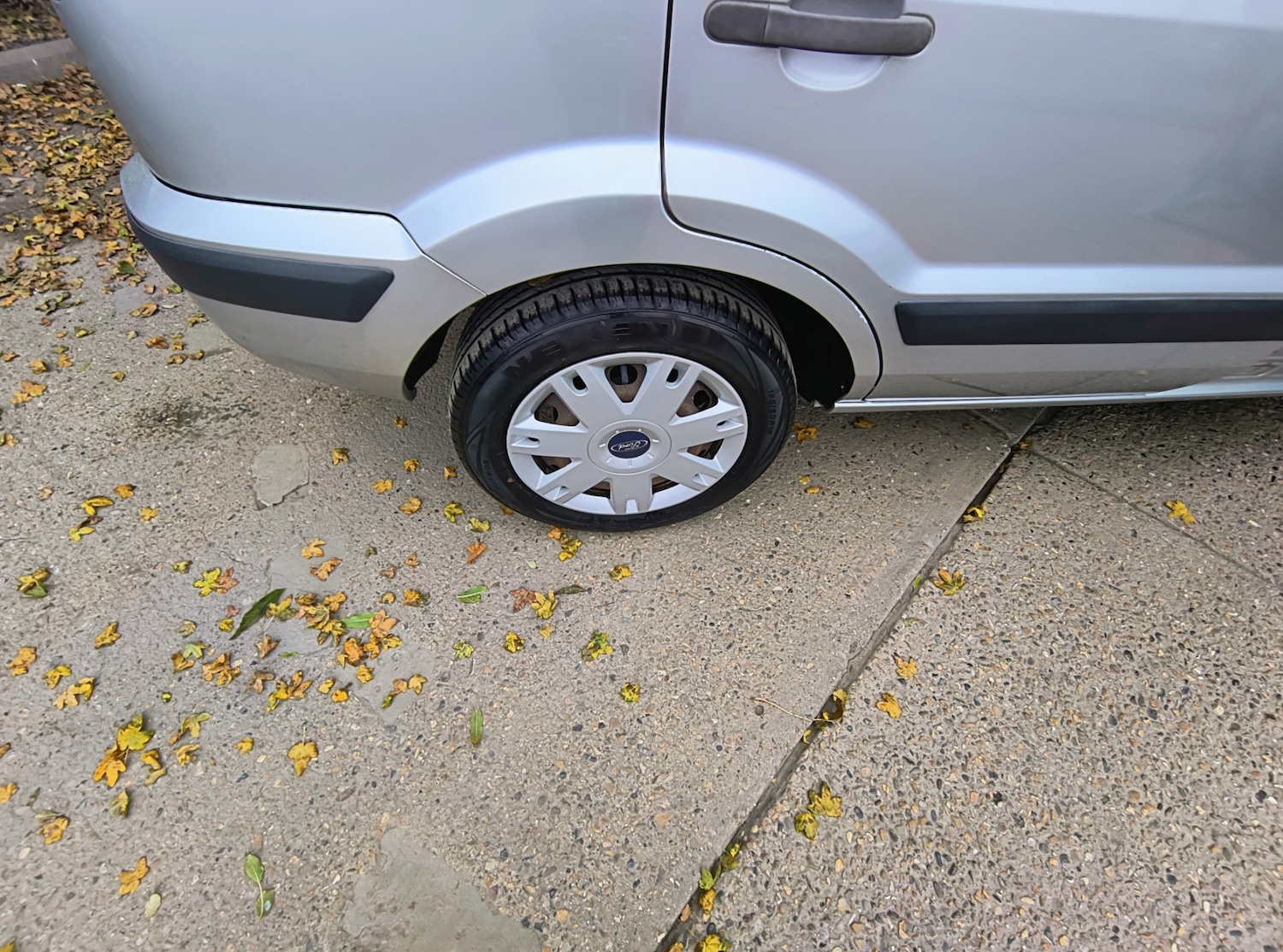 Used Ford Fusion 2009 for sale - 76280620: Photo 12