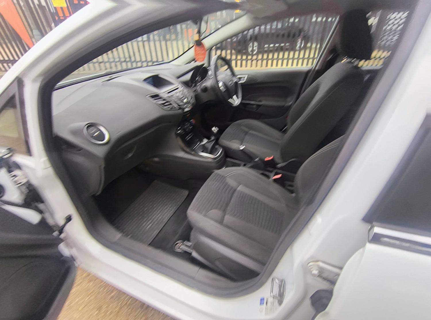 Used Ford Fiesta 2017 for sale - 77678628: Photo 21