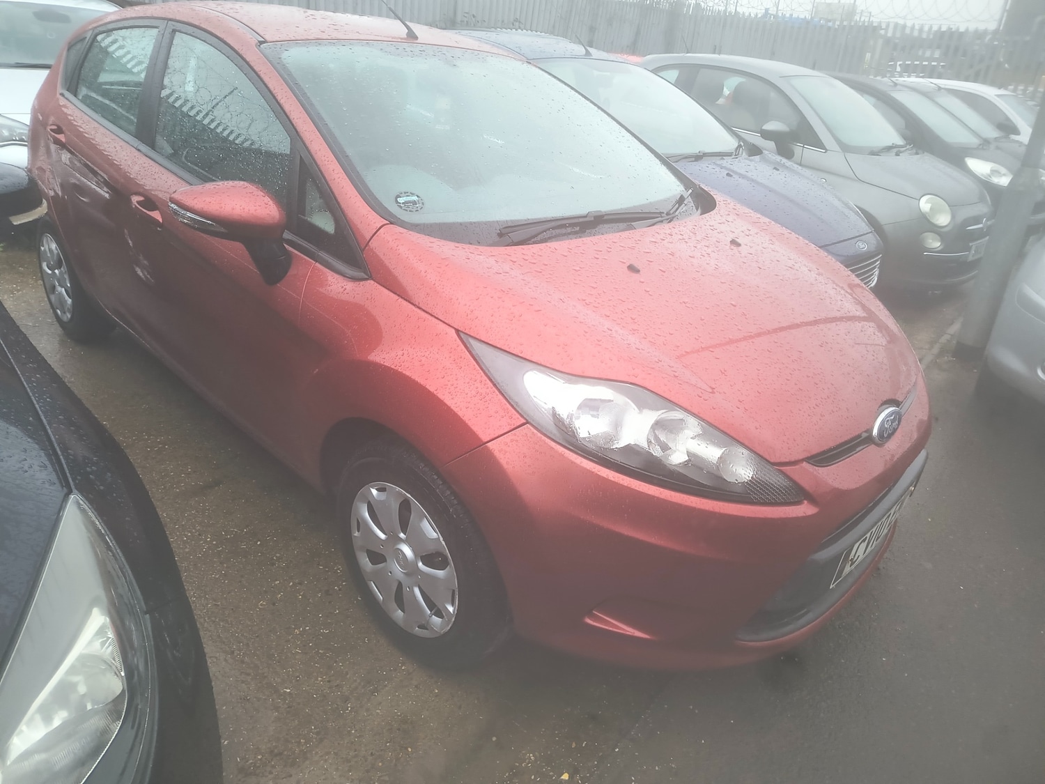 Used Ford Fiesta 2010 for sale - 77180772: Photo 2