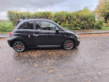 Used Abarth 595 2018 for sale - 76449338: Photo
