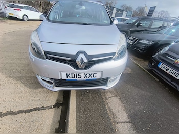 Used Renault Scenic 2015 for sale - 77529789: Photo