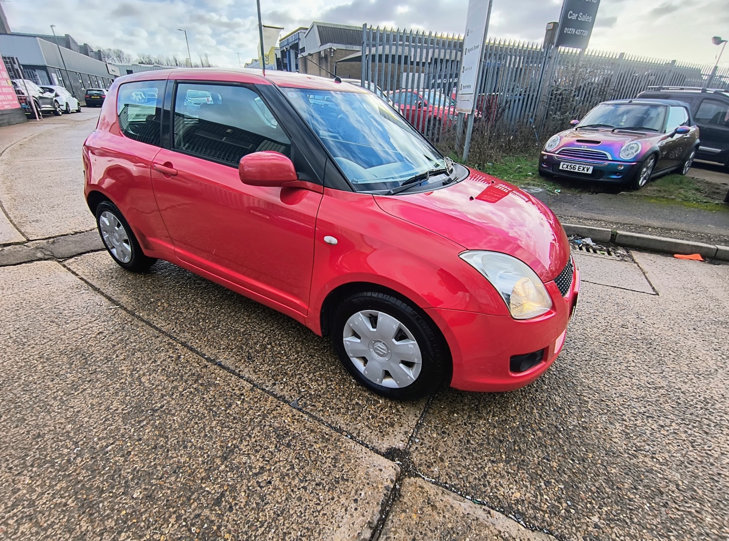 Used Suzuki Swift 2010 for sale - 77125694: Photo 2