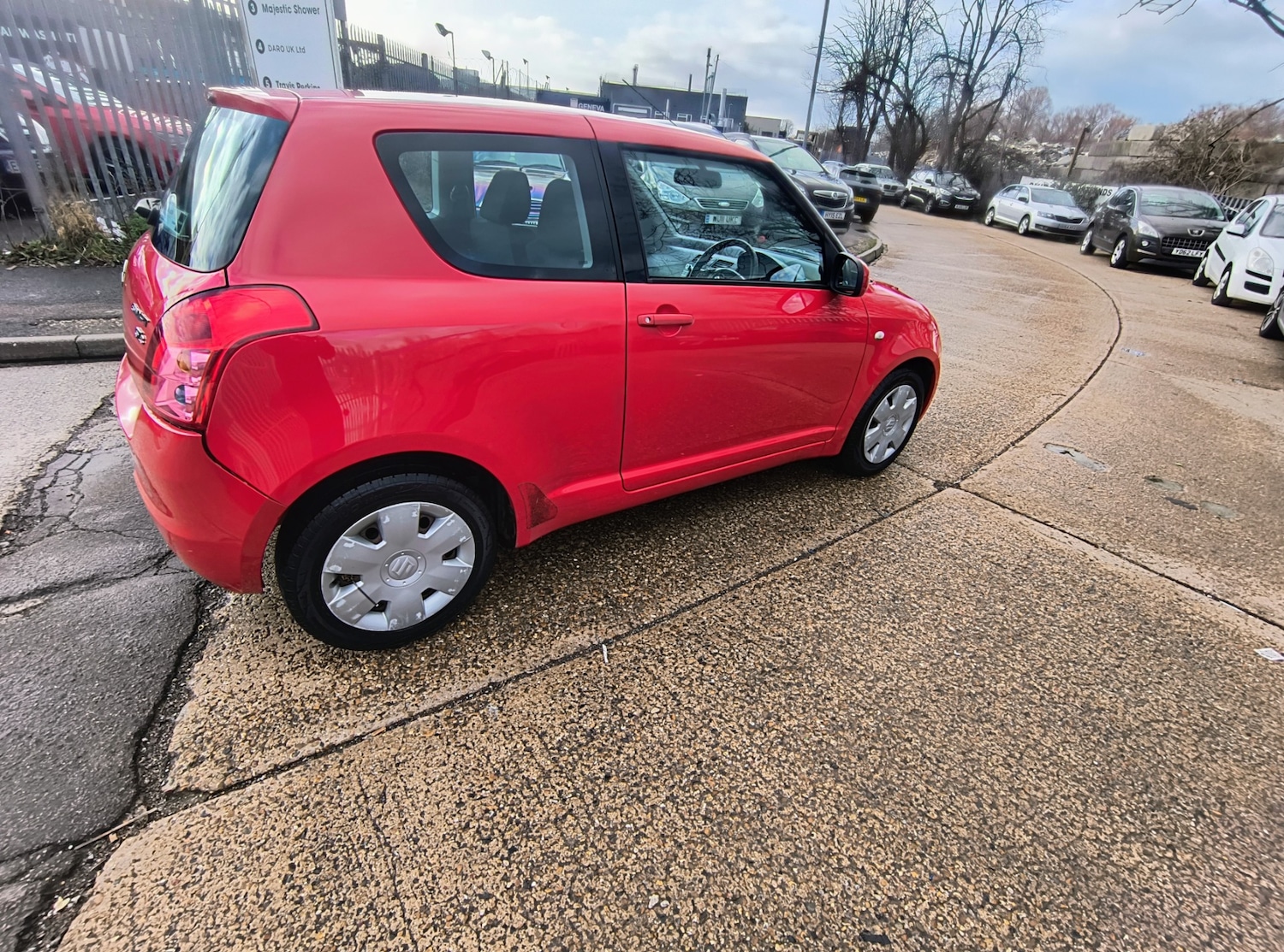 Used Suzuki Swift 2010 for sale - 77125694: Photo 9