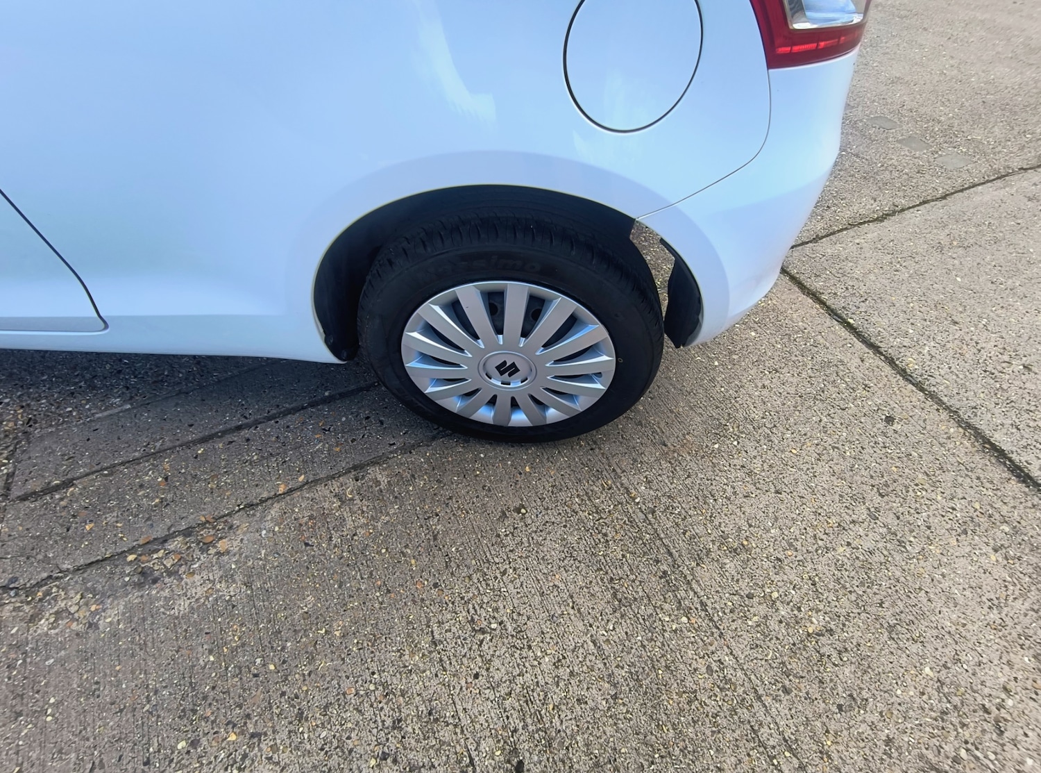 Used Suzuki Swift 2015 for sale - 78054403: Photo 15