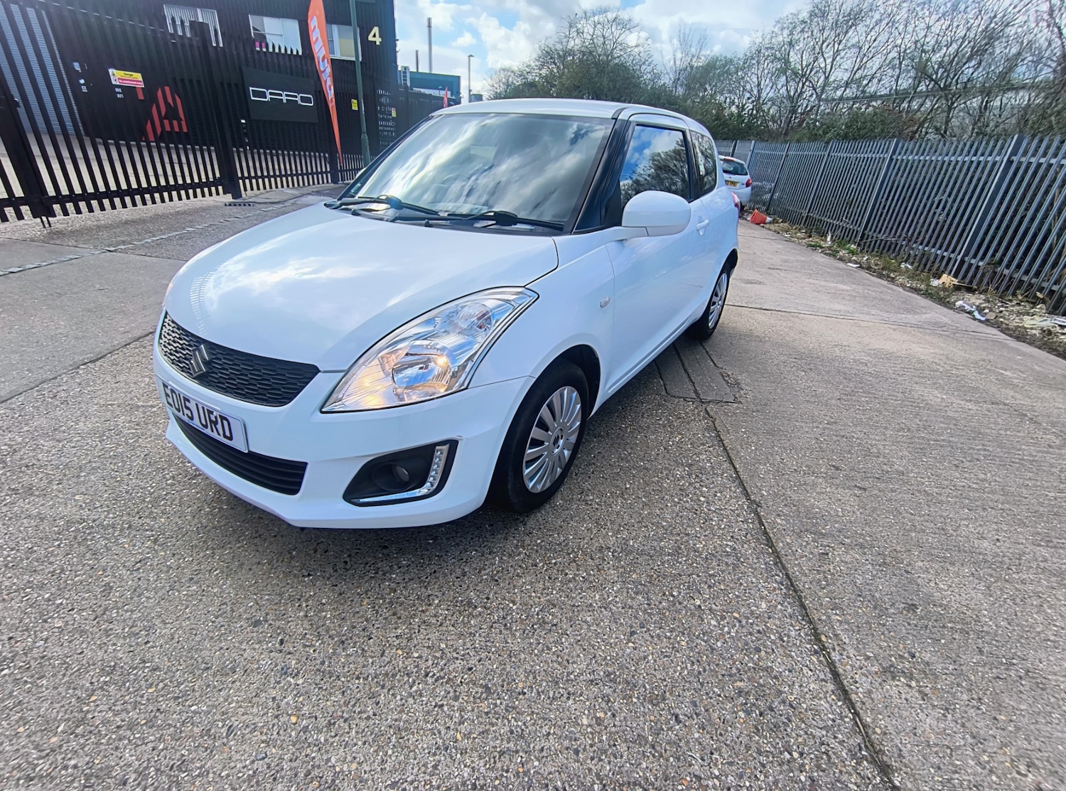 Used Suzuki Swift 2015 for sale - 78054403: Photo 4