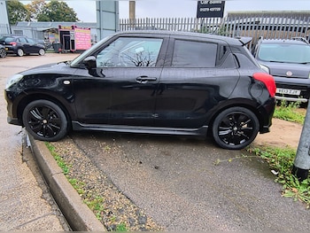 Used Suzuki Swift 2020 for sale - 76157512: Photo 4