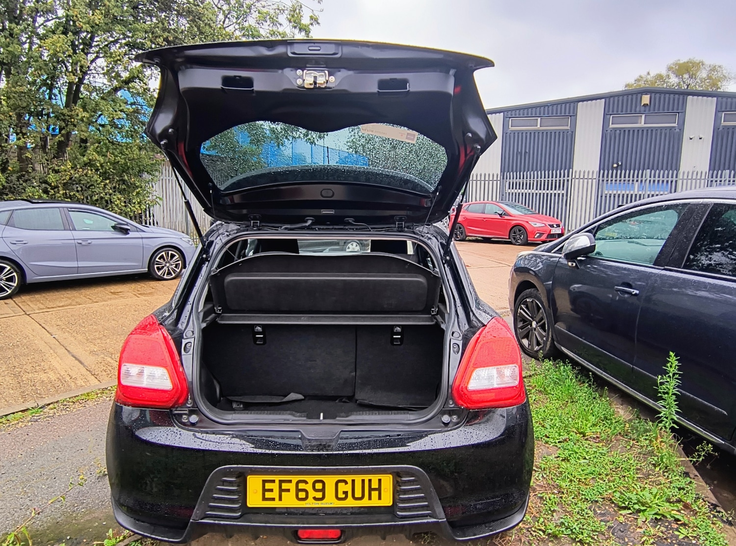 Used Suzuki Swift 2020 for sale - 76157512: Photo 6