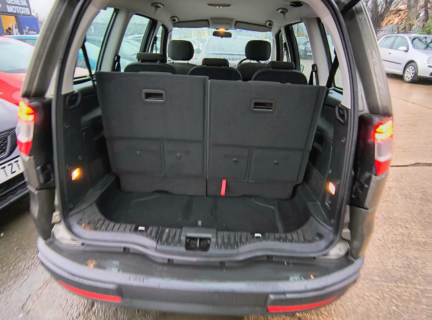 Used Ford Galaxy 2011 for sale - 76829514: Photo 6