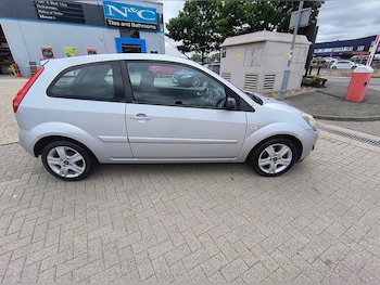 Used Ford Fiesta 2008 for sale - 79272076: Photo
