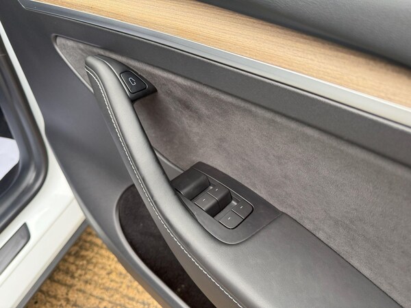 Used Tesla Model Y 2022 for sale - 72473713: Photo 22